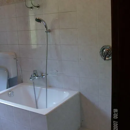 Casa Giulia Brentano * ميزّيجرا